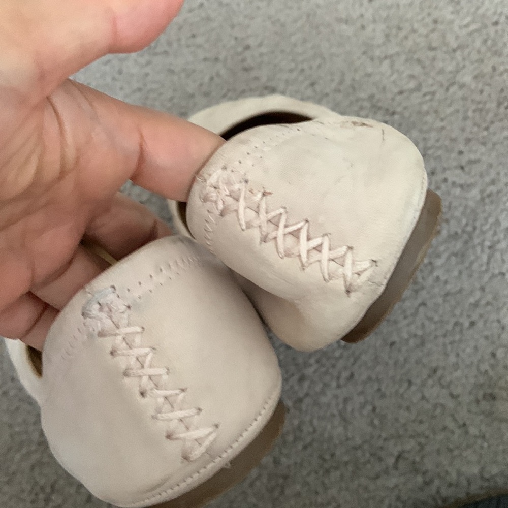 Lucky Brand pale pink leather slip-on ballet flats. Size Women's 9M - Picture 3 of 6